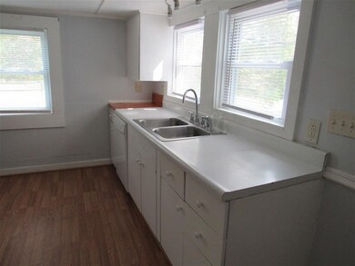 635 W Main St, Littleton, NH 03561 - photo 7