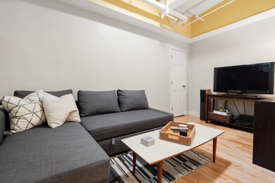 60 Queensberry St unit A, Boston, MA 02215 - photo 7