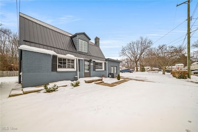 1410 Hamlin Dr, Ashtabula, OH 44004 - photo 4