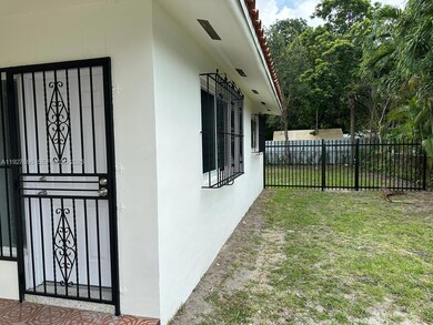 7071 SW 4th St unit 2, Miami, FL 33144 - photo 4