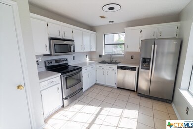 405 Dillon Dr, Copperas Cove, TX 76522 - photo 5