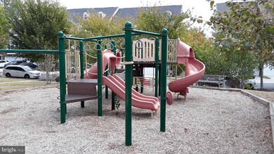 519 Jurgensen Place, Landover, MD 20785 - photo 3