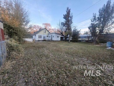 1026 Yale Ave, Burley, ID 83318 - photo 2