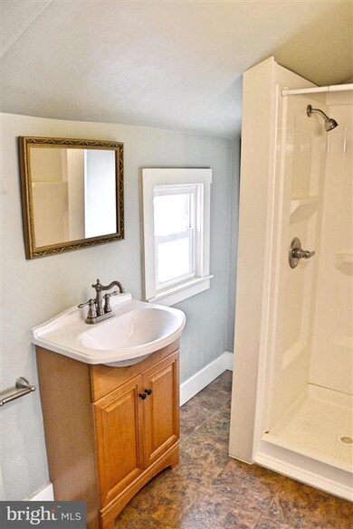 40 W Lancaster Ave unit 2, Downingtown, PA 19335 - photo 4