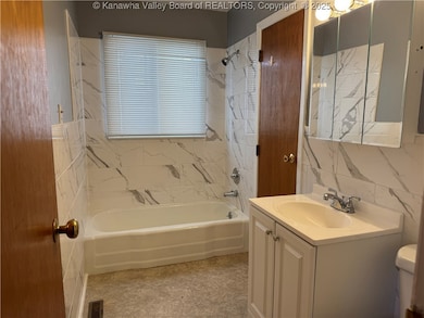 1704 W Virginia Ave, Dunbar, WV 25064 - photo 6