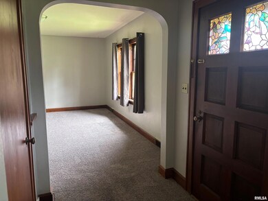 1728 E Locust St unit J, Davenport, IA 52803 - photo 3