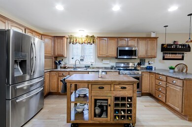 28 Boyd Rd, Hudson, NH 03051 - photo 3