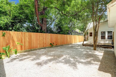 1905 Oxford St, Houston, TX 77008 - photo 2