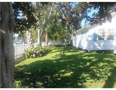 308 Hancock St, Bay Saint Louis, MS 39520 - photo 4