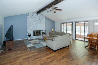 110 Walnut Woods Ct-103