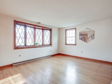 10 Edgebaston St, Billerica, MA 01821 - photo 5
