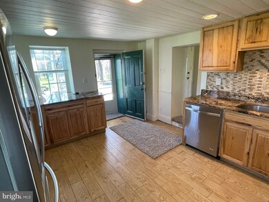 1152 Valley Forge Rd unit 1152 WEST, Norristown, PA 19403 - photo 3