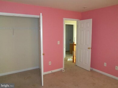 4490 Greensburg Rd, Martinsburg, WV 25404 - photo 7
