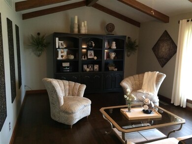 Cathedral ceiling, gorgeous hardwood floors