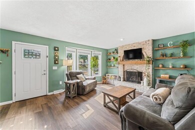 10124 W 49th Place, Shawnee, KS 66203 - photo 5