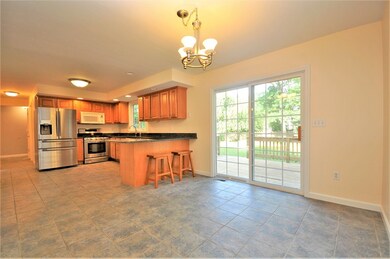 8 Bates Pond Rd, Carver, MA 02330 - photo 5