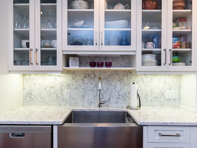 14 Mitchell St unit 3, Boston, MA 02127 - photo 4