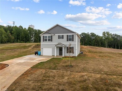 564 Broad St, Denton, NC 27239 - photo 2