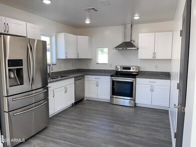 2233 N 22nd Place, Phoenix, AZ 85006 - photo 2