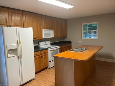 248 Bondurant Rd, Asheboro, NC 27205 - photo 4