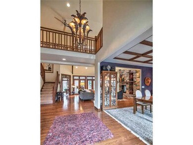 Entry/Foyer.