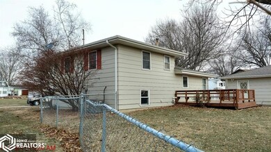1403 N 8th Avenue Place E, Newton, IA 50208 - photo 3