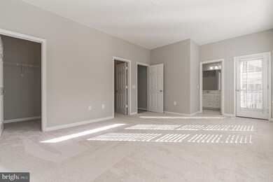 1820 Cedar Cove Way unit 101, Woodbridge, VA 22191 - photo 7