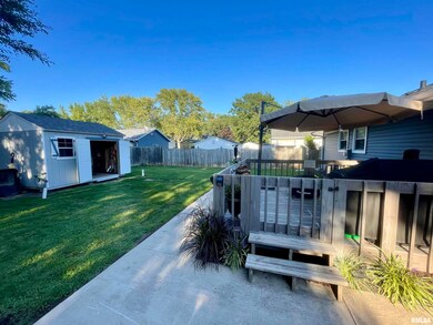 2112 W 54th St, Davenport, IA 52806 - photo 5