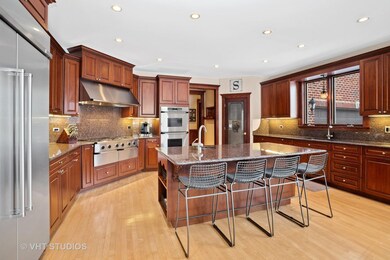 545 S Arlington Ave, Elmhurst, IL 60126 - photo 4