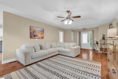 10 Oasis Ct, Taylors, SC 29687 - photo 4