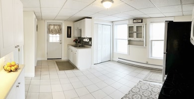 914 Circuit St unit 2, Hanover, MA 02339 - photo 3