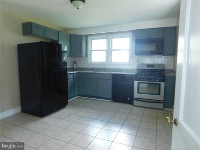 111 Bortle Ave, Vineland, NJ 08360 - photo 2