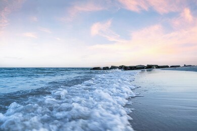 121 Seaview Ave unit A-B, South Yarmouth, MA 02664 - photo 4