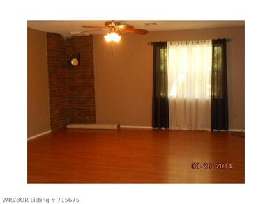 300 Railroad Ave, Heavener, OK 74937 - photo 4