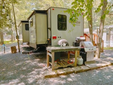 121 Birchy Brook Dr, Milford, PA 18337 - photo 5