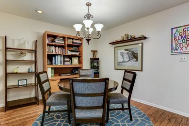 007_Dining Room