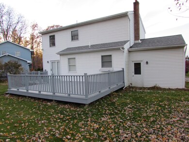 353 Clover Ln, Shavertown, PA 18708 - photo 2