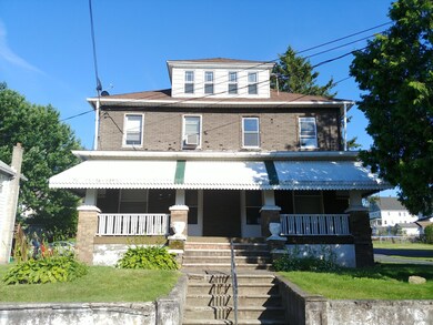 37 Cliff St, Pittston, PA 18640 - photo 2