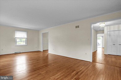 28 Junco Dr, Reading, PA 19610 - photo 4