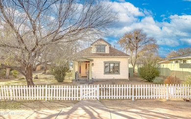 138 E 6th St Benson