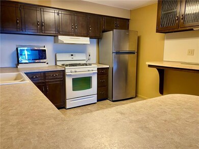 1137 N Godfrey St unit 1, Allentown, PA 18109 - photo 3