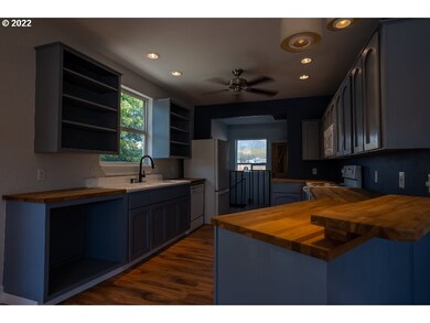 1388 Tutuilla Rd, Pendleton, OR 97801 - photo 4