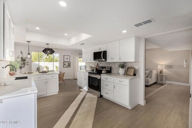 5526 N 77th Way, Scottsdale, AZ 85250 - photo 7