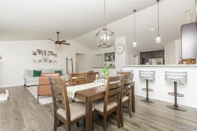 123 Keystone Ridge Dr, O Fallon, MO 63366 - photo 6