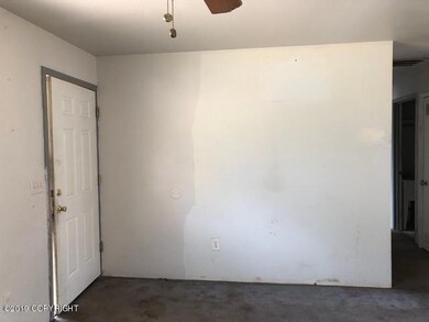 111-124265 Living Room Additional Angle