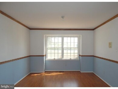 112 Carmen Ln, Langhorne, PA 19047 - photo 7
