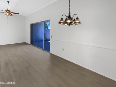 10549 W Ocotillo Dr unit 39, Sun City, AZ 85373 - photo 3