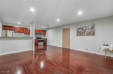 4330 Sandy River Dr unit U90, Las Vegas, NV 89103 - photo 4