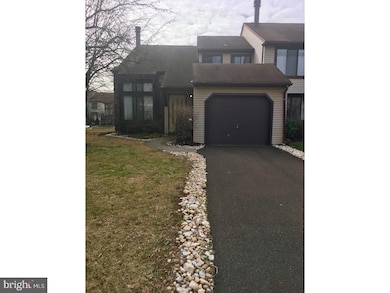 115 Windham Ct, Newtown, PA 18940 - photo 2