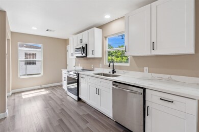 7419 Kingsley St, Houston, TX 77087 - photo 5